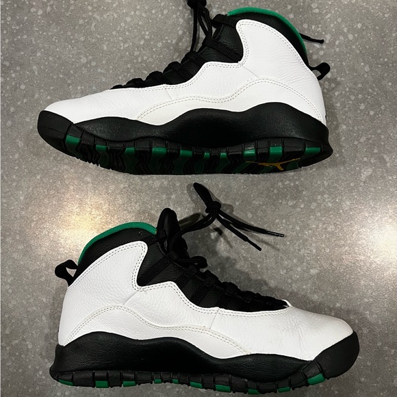 Air Jordan 10 Seattle - Picture 1 of 8